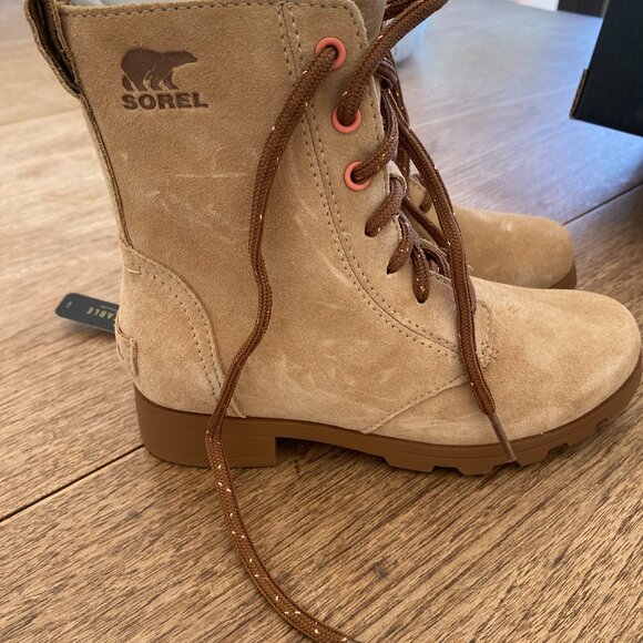 NWT Sorel Youth Emelie Lace boots - Picture 7 of 8